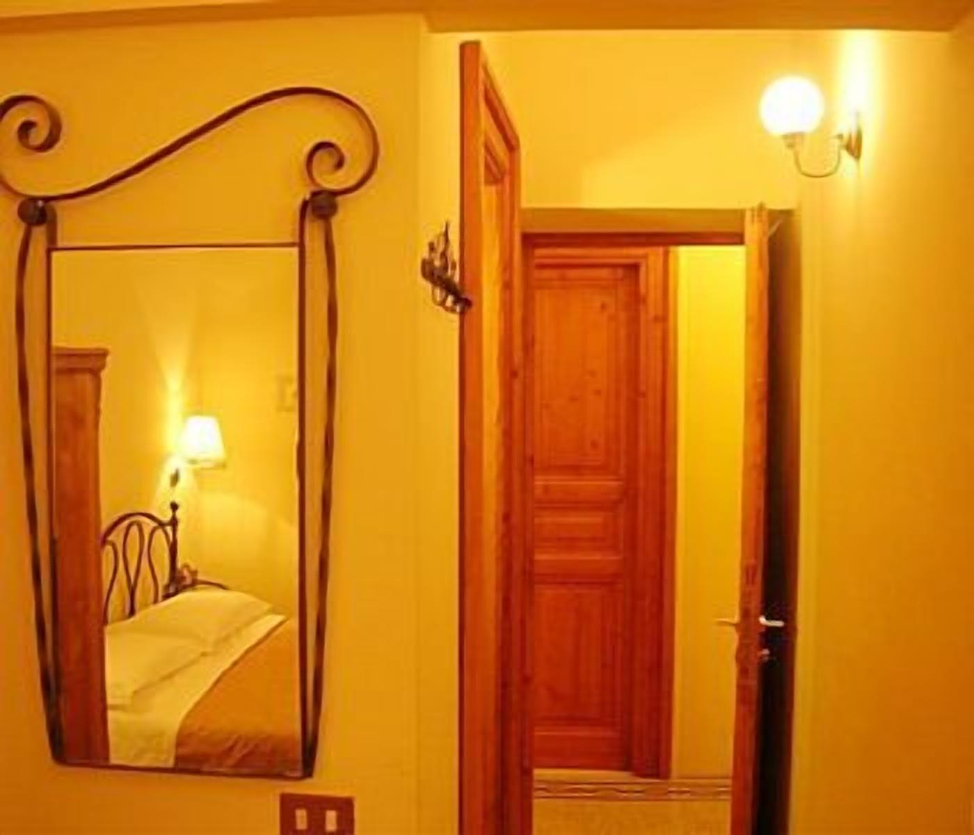 Marta Guest House Rome Exterior photo